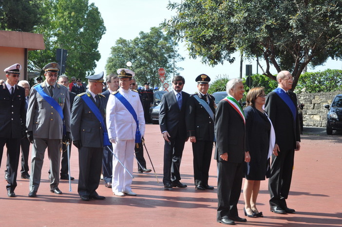 Imperia: durante la Festa della Repubblica consegnate dal Prefetto le medaglie d'onore ai deportati nei lager nazisti