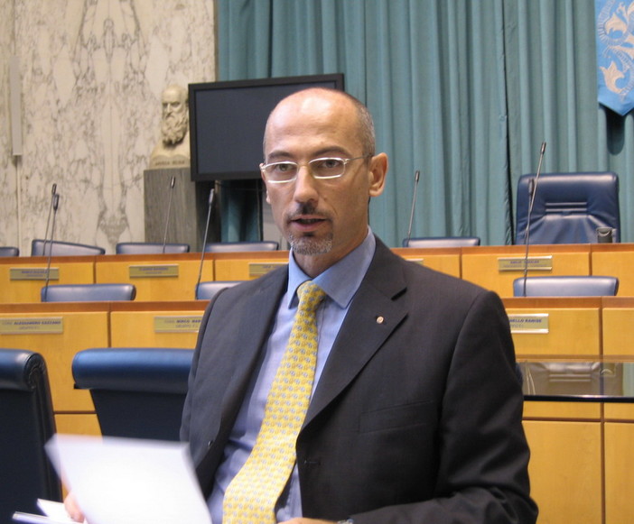 Imperia: mozione acqua, Giuseppe Fossati risponde al PD