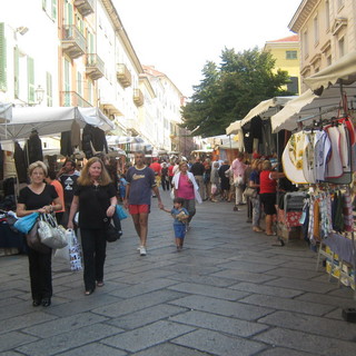 Imperia: via Cascione contro lo spostamento del mercato