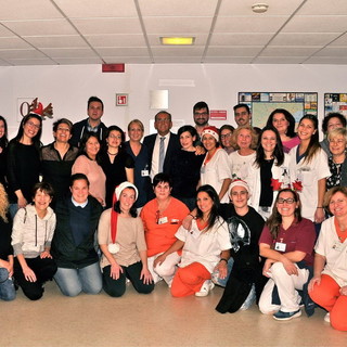 Sanremo: magico Natale per gli ospiti della Residenza Anni Azzurri 'B. Franchiolo' (foto) Sanremo: magico Natale per gli ospiti della Residenza Anni Azzurri 'B. Franchiolo' (foto)