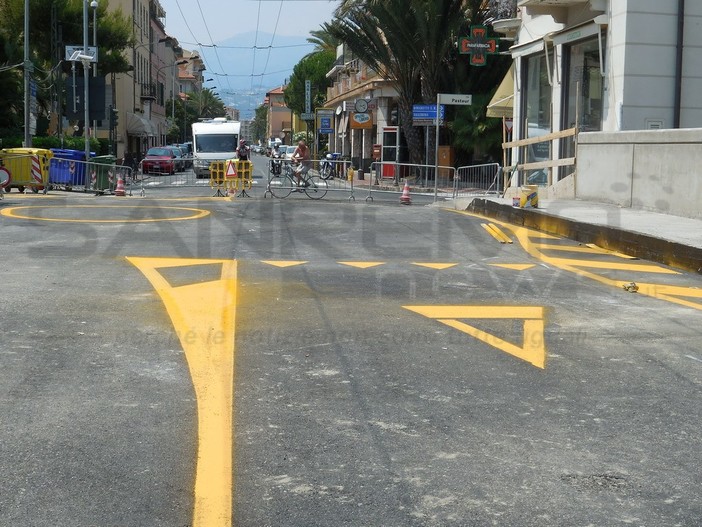 Bordighera: conto alla rovescia per l’apertura dell’Aurelia sul rio Borghetto prevista per le 18:45 di questa sera Bordighera: conto alla rovescia per l’apertura dell’Aurelia sul rio Borghetto prevista per le 18:45 di questa sera