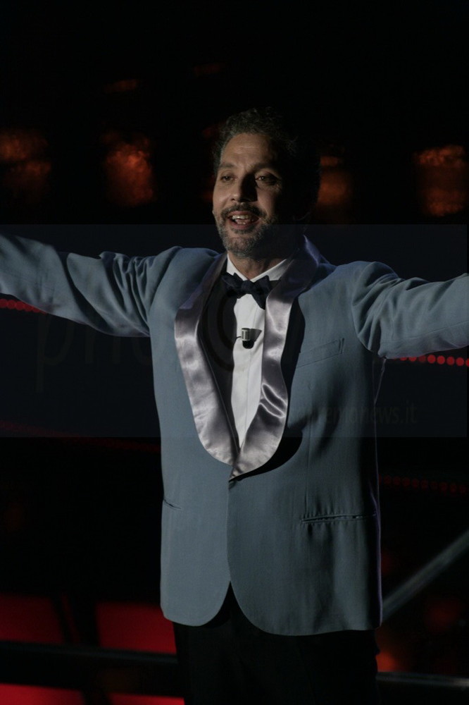 Festival 2013: sul palco 'volano' le emozioni con l'omaggio a Domenico Modugno