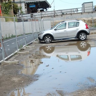 Arma Taggia: spazio adibito a parcheggio allagato, la segnalazione di un residente Arma Taggia: spazio adibito a parcheggio allagato, la segnalazione di un residente