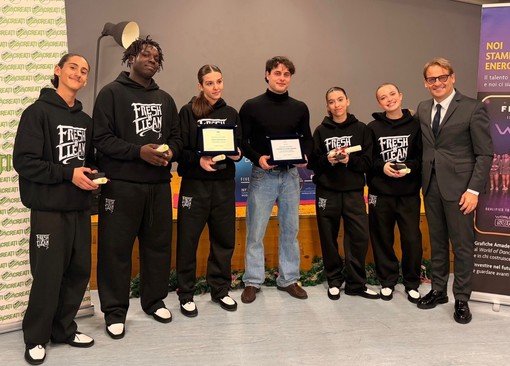 Regione, Assessore Scajola premia Viola Motosso e la crew Fresh’n Clean Junior: "Orgoglio della Liguria"