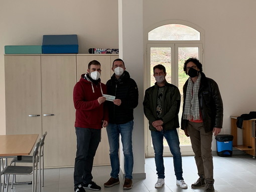 Bordighera: devoluto all’associazione 'Grazie Don Bosco' il fondo di solidarietà della Giunta comunale Bordighera: devoluto all’associazione 'Grazie Don Bosco' il fondo di solidarietà della Giunta comunale