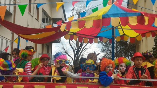 Carnevali estivi e feste mascherate in spiaggia: da Festidea di Sanremo tante soluzioni per un divertimento assicurato Carnevali estivi e feste mascherate in spiaggia: da Festidea di Sanremo tante soluzioni per un divertimento assicurato