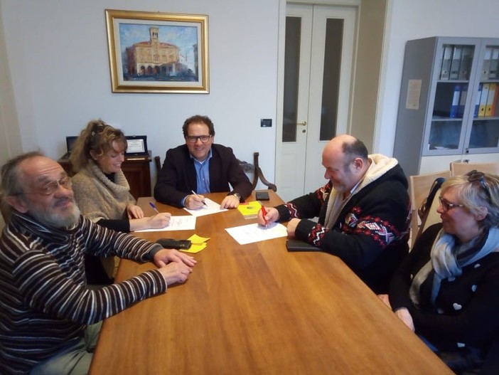 Imperia, Protocollo d'Intesa con il volontariato per percorsi di aiuto ai cittadini in situazioni di disagio psichico-fisico e relazionale