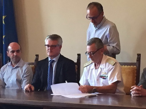 La Guardia Costiera Ligure sul Lago Maggiore: firmata la Convenzione dal Comandante Regionale