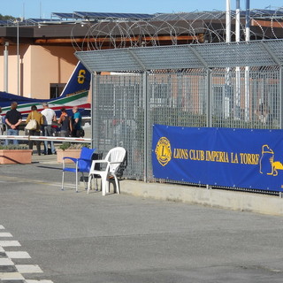 Le Frecce Tricolori 'mangiano' imperiese, il contributo del Lions Club Imperia La Torre a Villanova d'Albenga