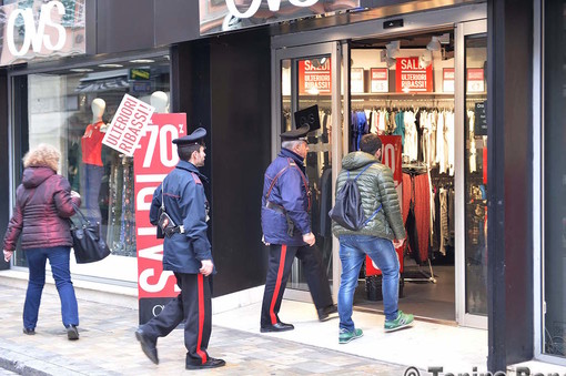 Sanremo: serie di furti ai danni dell'Oviesse, arrestati in mattinata due albanesi e nel pomeriggio una rumena