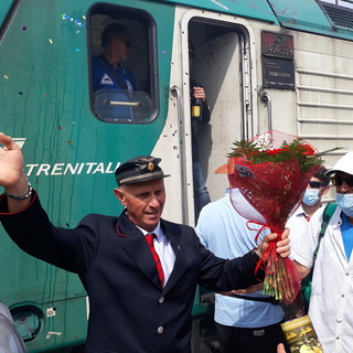 Festa alla Stazione di Ventimiglia: per il pensionamento di Flavio Giuliani, 40 anni trascorsi nel mondo delle ferrovie