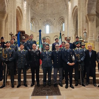Ventimiglia, l'associazione nazionale finanzieri d'Italia ricorda i colleghi defunti (Foto e video) Ventimiglia, l'associazione nazionale finanzieri d'Italia ricorda i colleghi defunti (Foto e video)