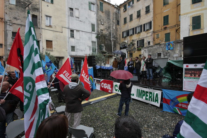 Dopo la festa del 1° Maggio interviene il PCL "Molti lavoratori in meno a festeggiare!"