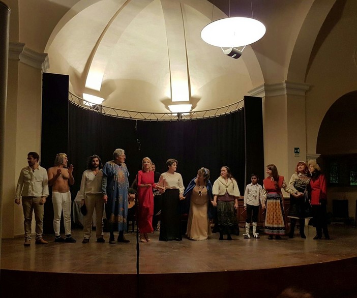 Bordighera: grande successo per "Fiabe russe, arabe da Calvino e Andersen",  trascritte da Lilia De Apollonia