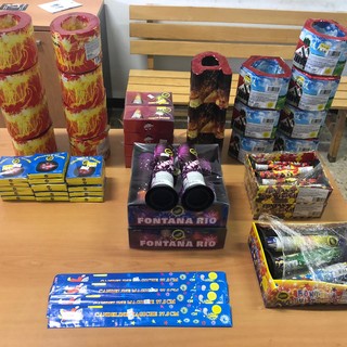 Imperia: vendita illecita di fuochi d'artificio pericolosi, Polizia denuncia commerciante e sequestra 110 pezzi