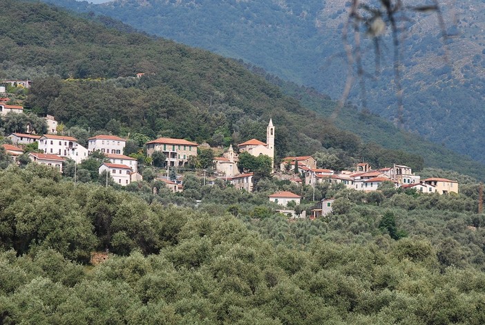 Dolcedo: conclusi i lavori per la valorizzazione del patrimonio identitario del borgo di Bellissimi (Foto) Dolcedo: conclusi i lavori per la valorizzazione del patrimonio identitario del borgo di Bellissimi (Foto)