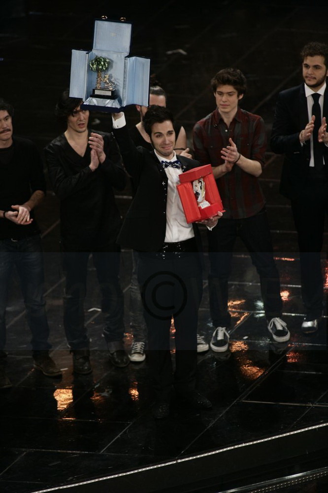 Antonio Maggio durante l'esibizione Antonio Maggio durante l'esibizione