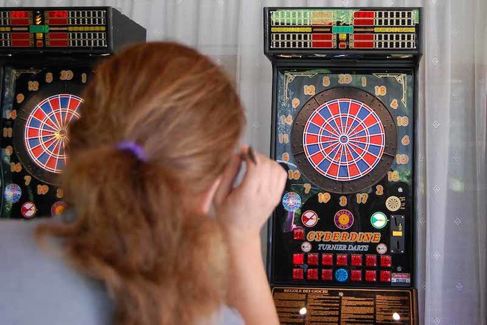 Diano Marina: nel weekend al Bowling appuntamento con le finali interprovinciali di freccette