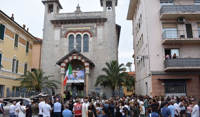 Bea ora può riposare, ma l’inchiesta continua: ad ottobre la voce delle sorelle nell’incidente probatorio Bea ora può riposare, ma l’inchiesta continua: ad ottobre la voce delle sorelle nell’incidente probatorio