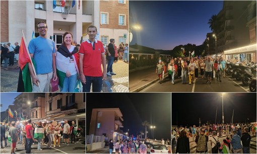 "Palestina libera, stop al genocidio": fiaccolata sul lungomare a Ventimiglia (Foto e video)