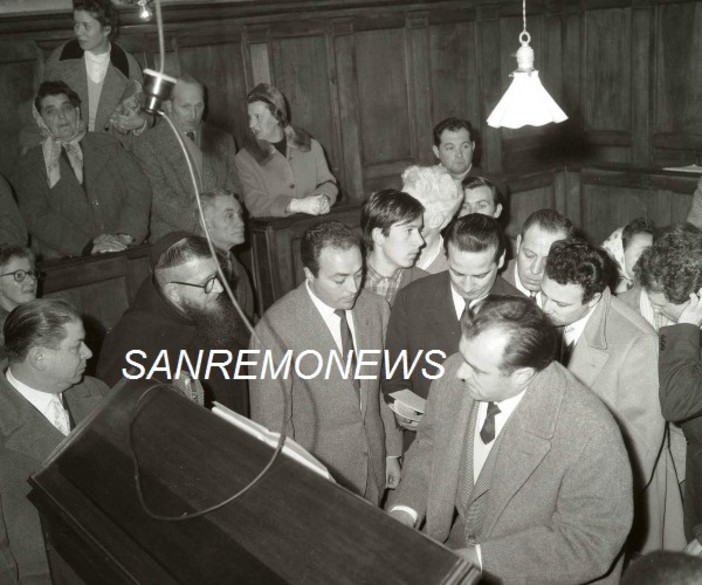 Per Claudio Villa “Sanremo val bene una messa” vince nel 1955 con “Buongiorno tristezza” Per Claudio Villa “Sanremo val bene una messa” vince nel 1955 con “Buongiorno tristezza”