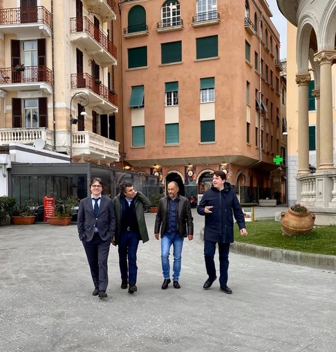 Imperia, Forza Italia scalda i motori: Bagnasco incontra esponenti locali per la riorganizzazione del partito sul territorio Imperia, Forza Italia scalda i motori: Bagnasco incontra esponenti locali per la riorganizzazione del partito sul territorio