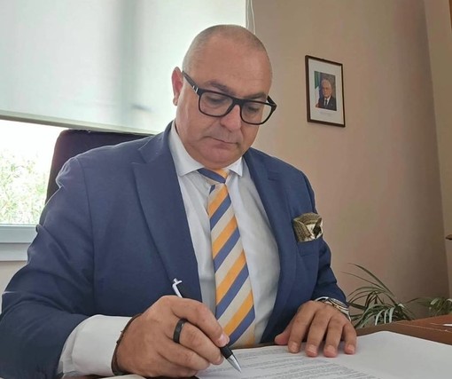 Sicurezza, viabilità e riqualificazione del territorio: nuovi progetti per Vallecrosia al Mare Sicurezza, viabilità e riqualificazione del territorio: nuovi progetti per Vallecrosia al Mare
