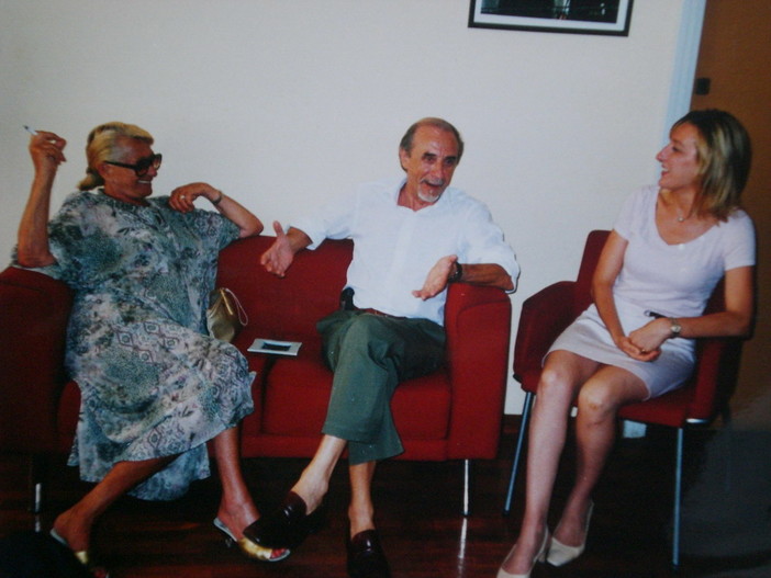 Sandra Mondaini ricevuta dal sindaco Basso e dall'assessore Muratorio Sandra Mondaini ricevuta dal sindaco Basso e dall'assessore Muratorio