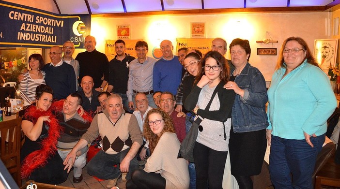 Sanremo: tra Tennistavolo, Burlesque e Peperoncino, festeggiati i 60 anni di Raffaele Regina (foto) Sanremo: tra Tennistavolo, Burlesque e Peperoncino, festeggiati i 60 anni di Raffaele Regina (foto)