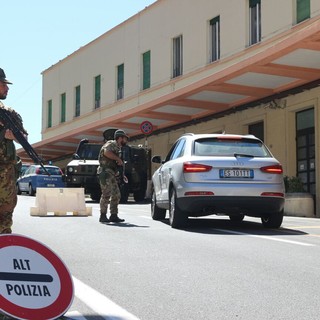 Attentato a Nizza: intensificati i controlli in frontiera, posti di blocco anche nei valichi dell'entroterra di Ventimiglia