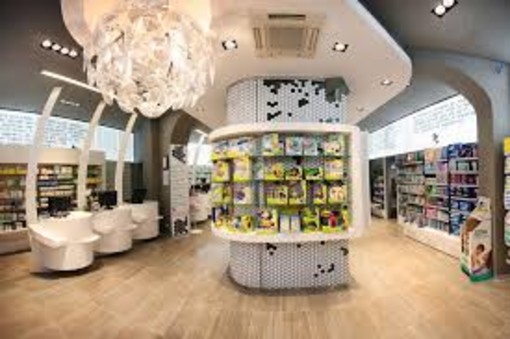 L'8 maggio presso la Farmacia Internazionale di Bordighera, una giornata dedicata alla bellezza con la famosa linea Korff Milano L'8 maggio presso la Farmacia Internazionale di Bordighera, una giornata dedicata alla bellezza con la famosa linea Korff Milano