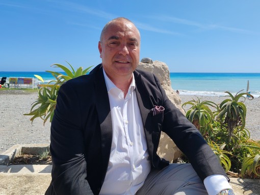 Vallecrosia al Mare, Perri: "Dopo Pasqua si parte con la sistemazione e la pulizia delle spiagge"