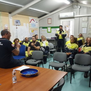 Sanremo: esercitazione in notturna per i volontari con il brevetto ‘Addetto antincendio medio e alto rischio’ (video) Sanremo: esercitazione in notturna per i volontari con il brevetto ‘Addetto antincendio medio e alto rischio’ (video)