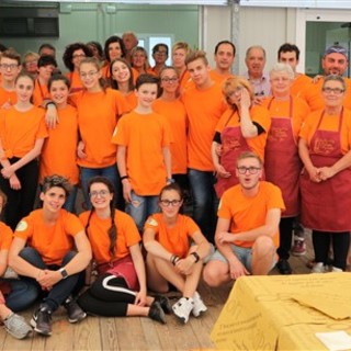 Rocchetta di Cengio (Savona): grande festa per il Moco in fiore e ... la cipolla egiziana ligure