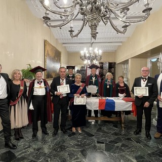 A Bordighera la festa degli Chevaliers de Provence per il 61esimo Grand Chapitre d'Italie (foto) A Bordighera la festa degli Chevaliers de Provence per il 61esimo Grand Chapitre d'Italie (foto)
