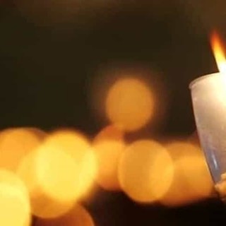 Vallecrosia: fiaccolata di preghiera della Diocesi per le famiglie che hanno perso un figlio Vallecrosia: fiaccolata di preghiera della Diocesi per le famiglie che hanno perso un figlio