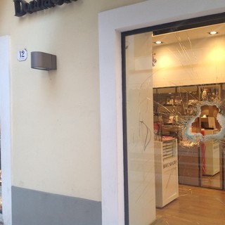 Imperia: i Carabinieri hanno arrestato i responsabili delle molte rapine alle gioiellerie del dianese