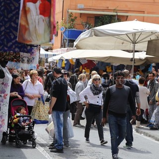 Sanremo: domenica 12 la 'Fiera di Maggio', le bancarelle tra lungomare Calvino e piazzale Dapporto Sanremo: domenica 12 la 'Fiera di Maggio', le bancarelle tra lungomare Calvino e piazzale Dapporto