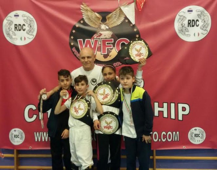 Anche gli atleti del Karate Fight Contact di Ventimiglia al Campionato del Mondo di arti marziali Anche gli atleti del Karate Fight Contact di Ventimiglia al Campionato del Mondo di arti marziali