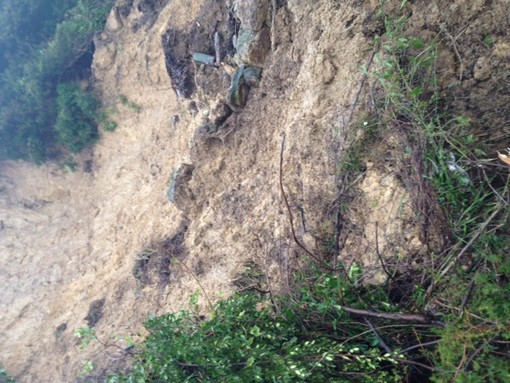 Sanremo: Bussana Vecchia isolata da una frana, interventi dei vigili del fuoco in valle Armea ed a La Vesca Sanremo: Bussana Vecchia isolata da una frana, interventi dei vigili del fuoco in valle Armea ed a La Vesca