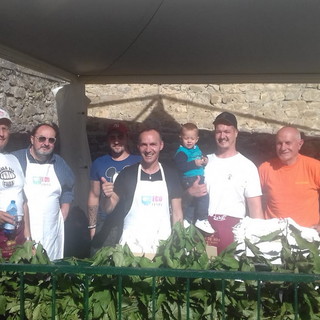Pigna: successo per la consueta 'Sagra del fungo' con un numeroso pubblico festante