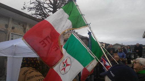 Imperia: tanti i presenti per l'ultimo saluto al partigiano Carlo Trucco 'Girasole' (foto)
