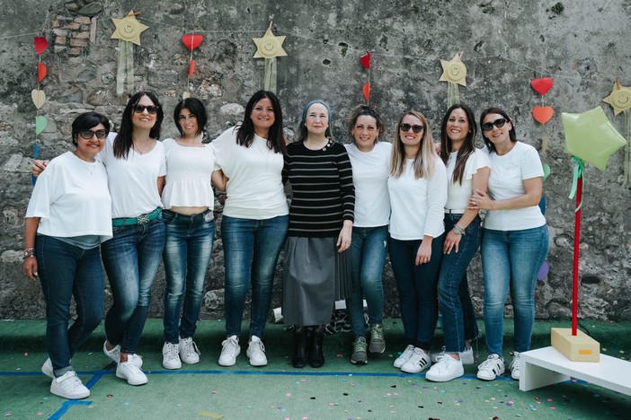 Grande festa di fine anno alla scuola dell’infanzia Regina Margherita di Ventimiglia alta (foto) Grande festa di fine anno alla scuola dell’infanzia Regina Margherita di Ventimiglia alta (foto)