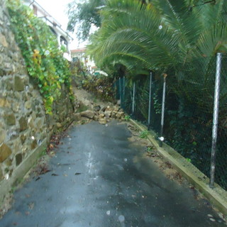 Sanremo: maltempo, la foto della frana scesa stamani in via Moduponte Sanremo: maltempo, la foto della frana scesa stamani in via Moduponte