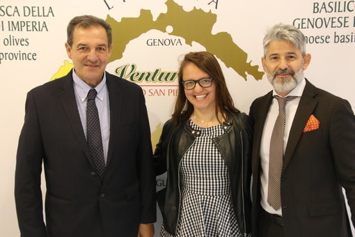 Oliva taggiasca e basilico genovese dop trionfano a Cibus con Frantoio Venturino Bartolomeo (VIDEO) Oliva taggiasca e basilico genovese dop trionfano a Cibus con Frantoio Venturino Bartolomeo (VIDEO)