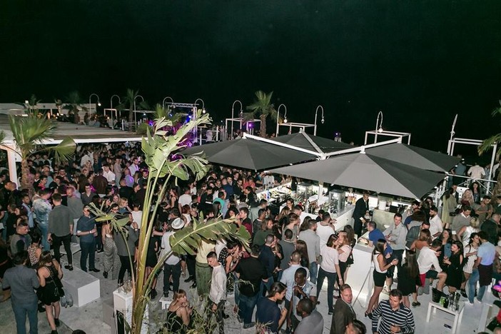 Lo scorso sabato la grande inaugurazione del Koko Beach, la spiaggia musicale alla spianata Borgo Peri di Imperia Lo scorso sabato la grande inaugurazione del Koko Beach, la spiaggia musicale alla spianata Borgo Peri di Imperia