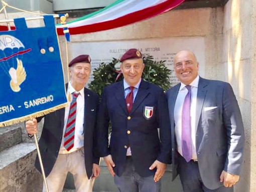 Il vescovo Antonio Suetta festeggia San Michele Arcangelo con i paracadutisti di Sanremo (foto)