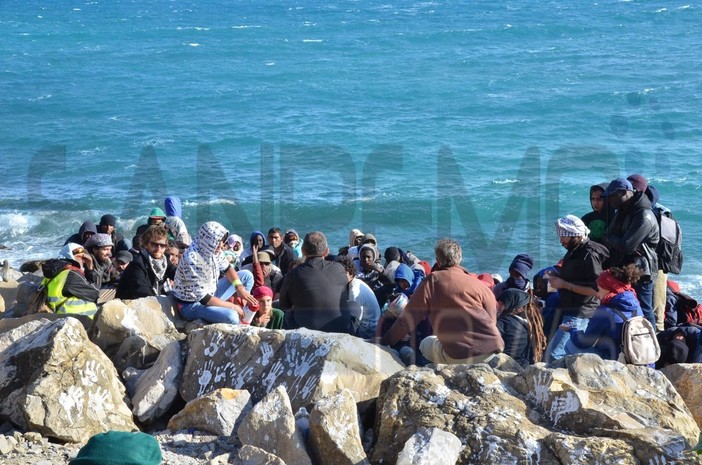Ventimiglia: sgombero del presidio 'No Borders' di Ponte San Ludovico, l'intervento di Rifondazione Comunista