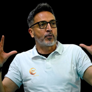François Salvagni a SportivaMente 2025 con “Il codice Velasco” François Salvagni a SportivaMente 2025 con “Il codice Velasco”