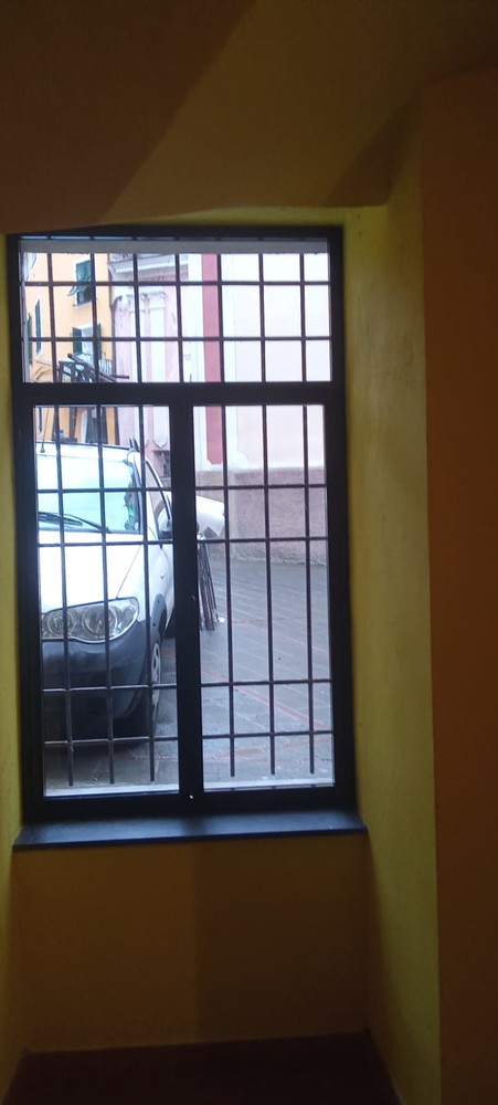 Isolabona, generosa donazione: nuova finestra alla scuola dell’infanzia